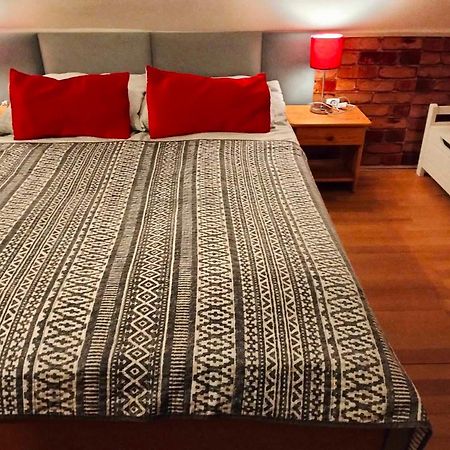 Zielone Wzgorze Na Starowce Apartment Sandomierz Luaran gambar