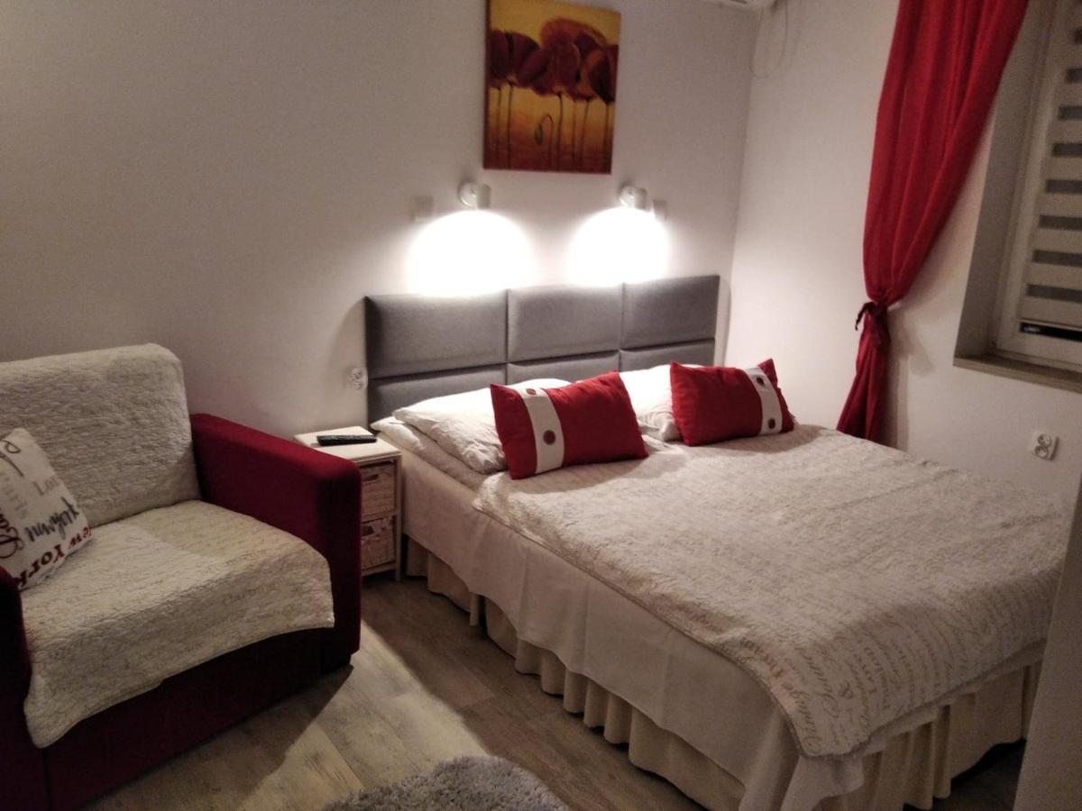 Zielone Wzgorze Na Starowce Apartment Sandomierz Luaran gambar