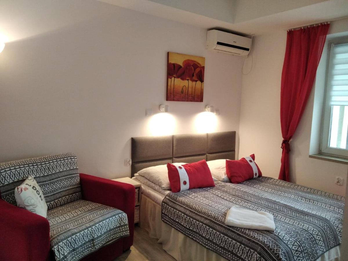 Zielone Wzgorze Na Starowce Apartment Sandomierz Luaran gambar