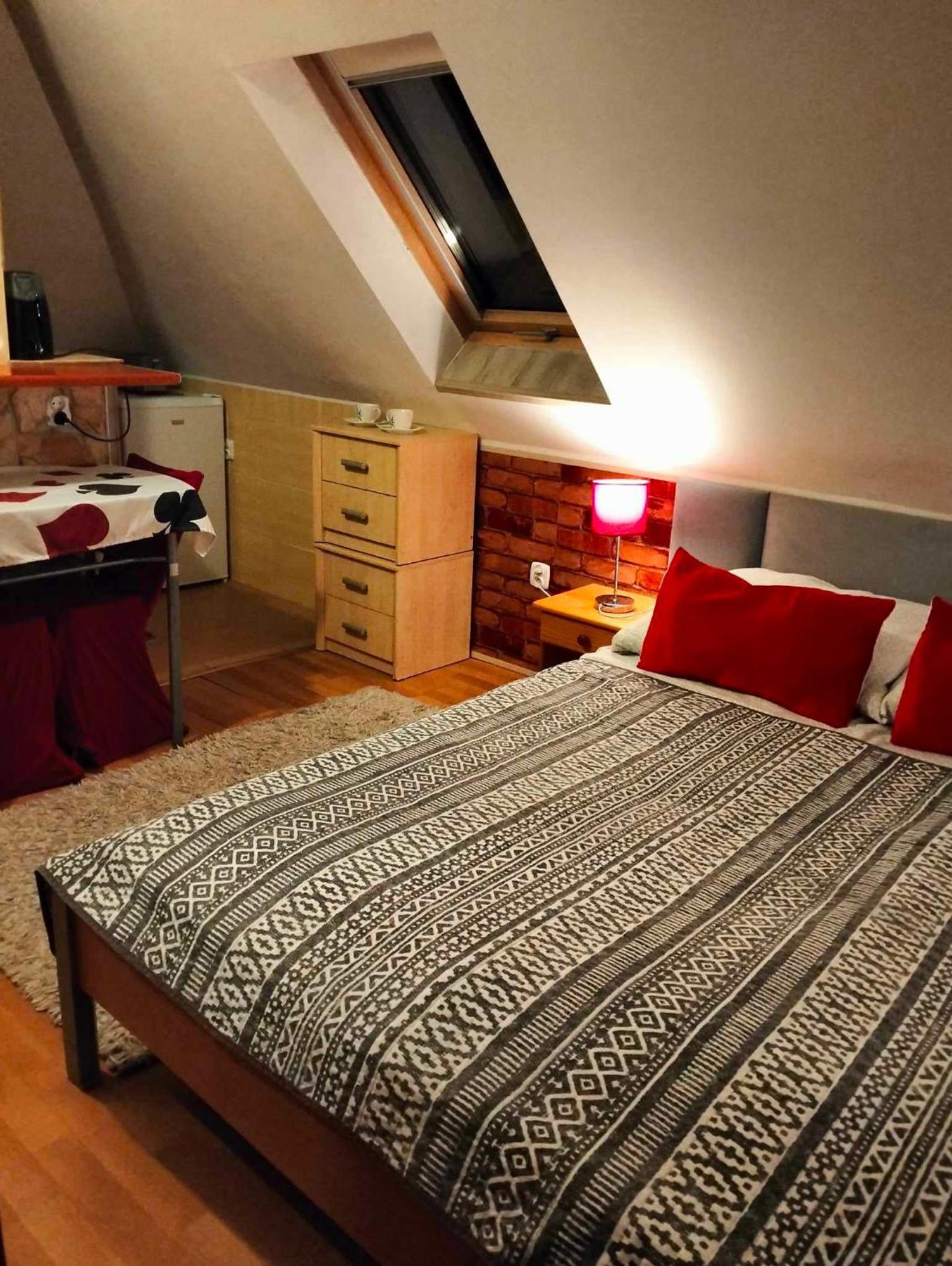 Zielone Wzgorze Na Starowce Apartment Sandomierz Luaran gambar